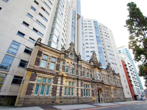 Similar property image