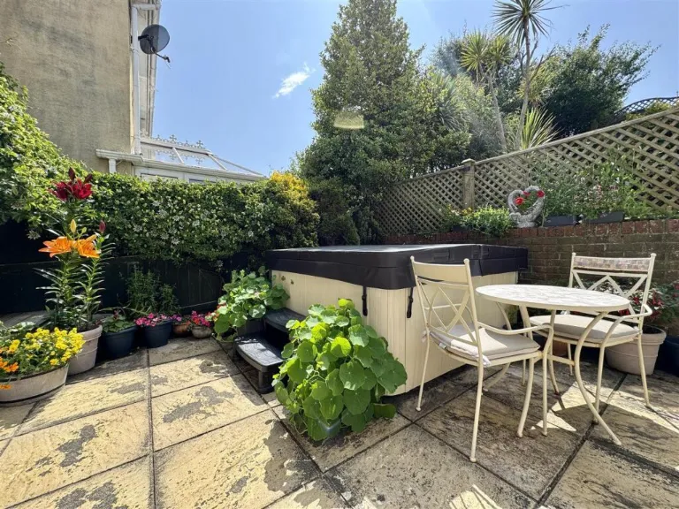 property Compatible Images}