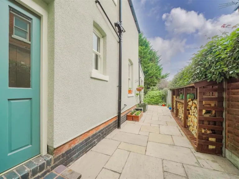 property Compatible Images}