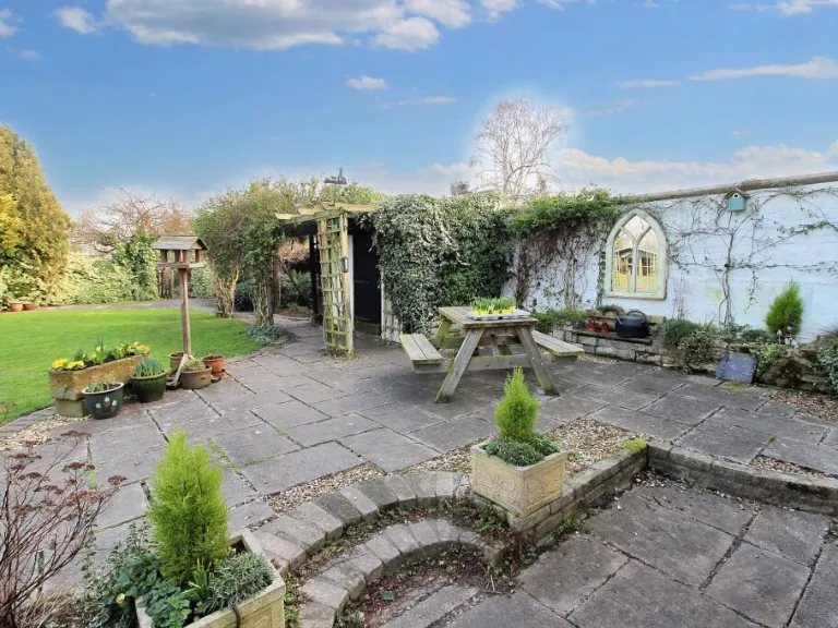 property Compatible Images}