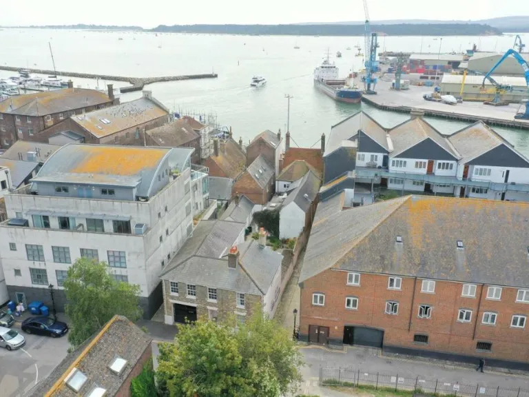 property Compatible Images}