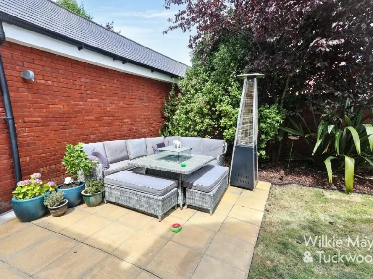 property Compatible Images}