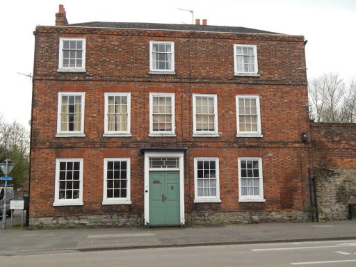 Similar property image