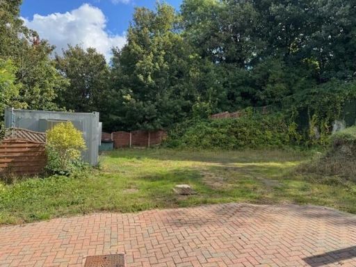 Similar property image