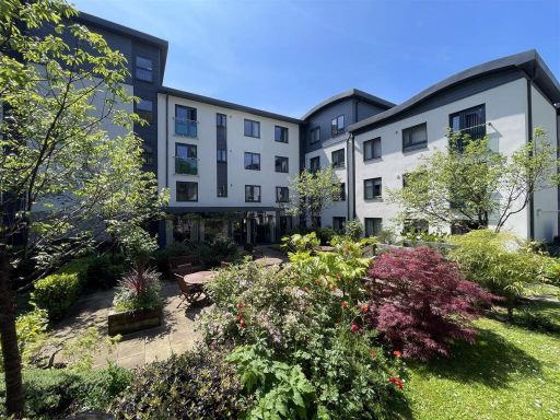 Similar property image