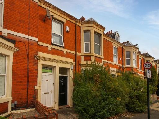 Similar property image