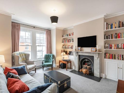 Similar property image