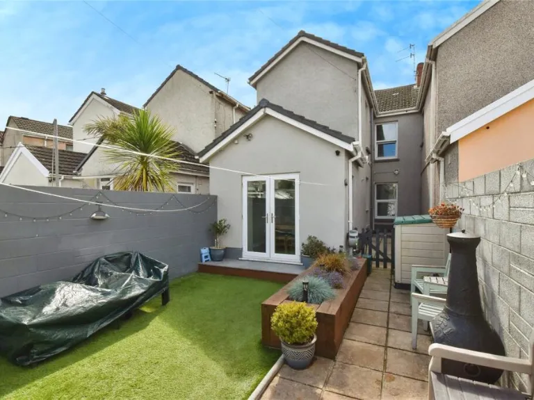 property Compatible Images}