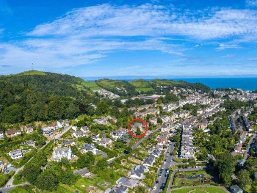 Similar property image