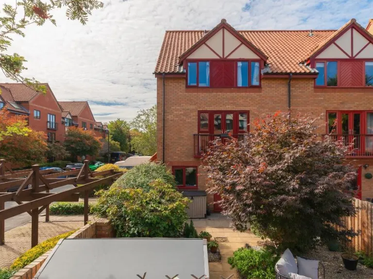 property Compatible Images}