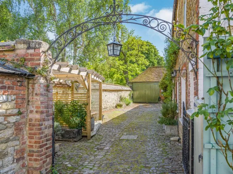 property Compatible Images}