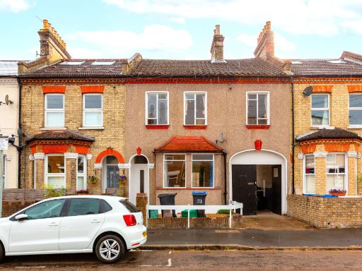 Similar property image