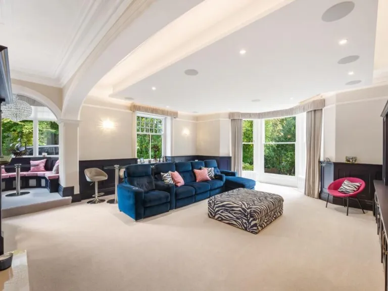 property Compatible Images}