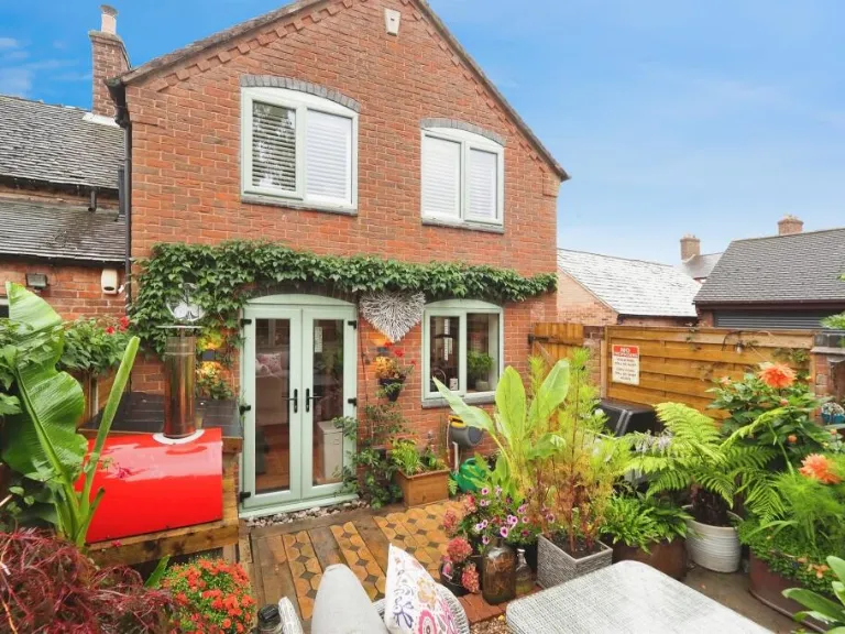 property Compatible Images}