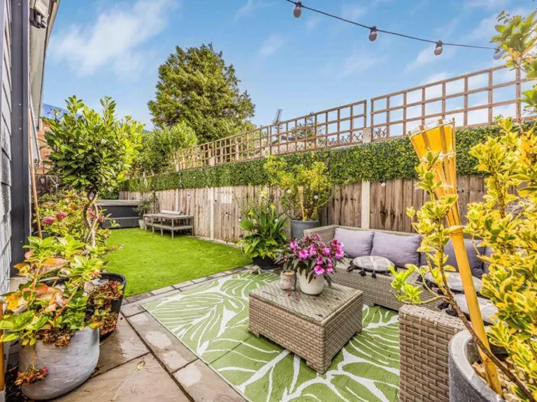 property Compatible Images}
