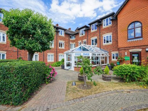 Similar property image