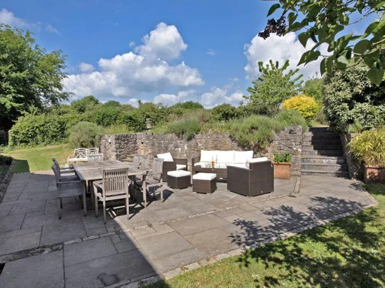 property Compatible Images}