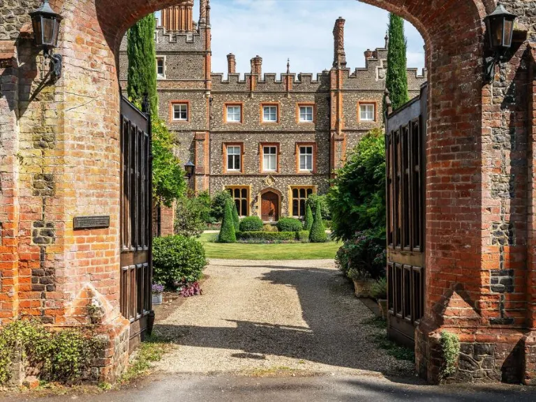 property Compatible Images}