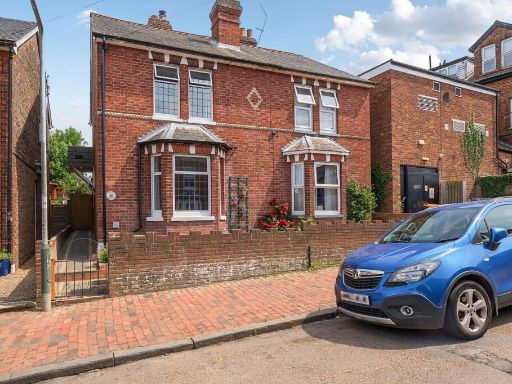 Similar property image