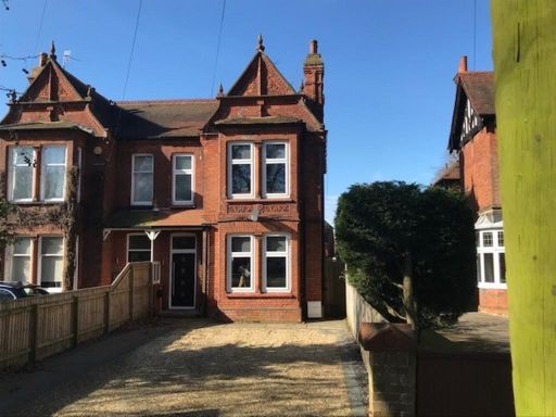 Similar property image