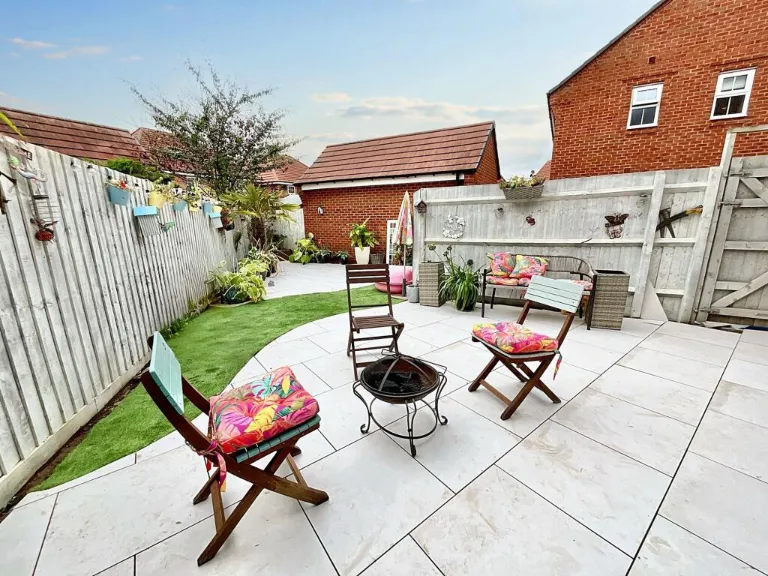 property Compatible Images}