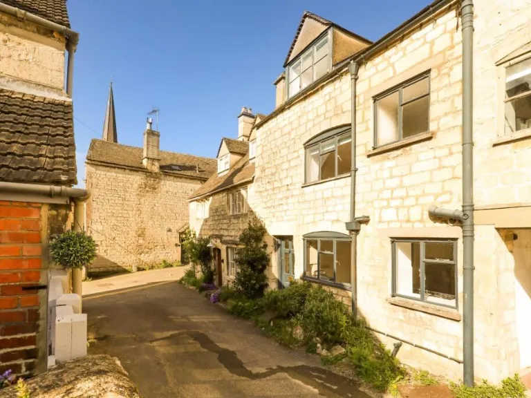 property Compatible Images}