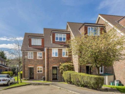 Similar property image