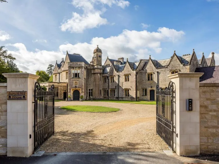 property Compatible Images}