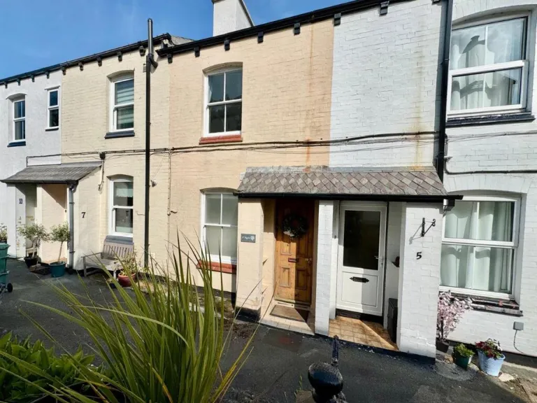 property Compatible Images}