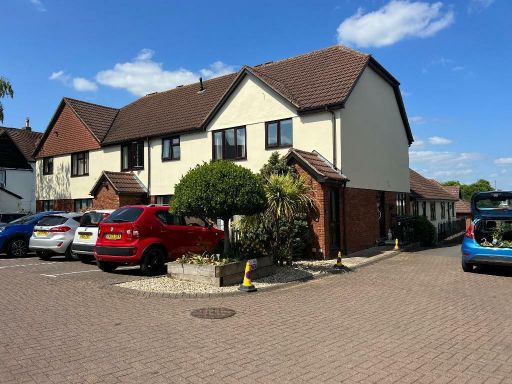 Similar property image