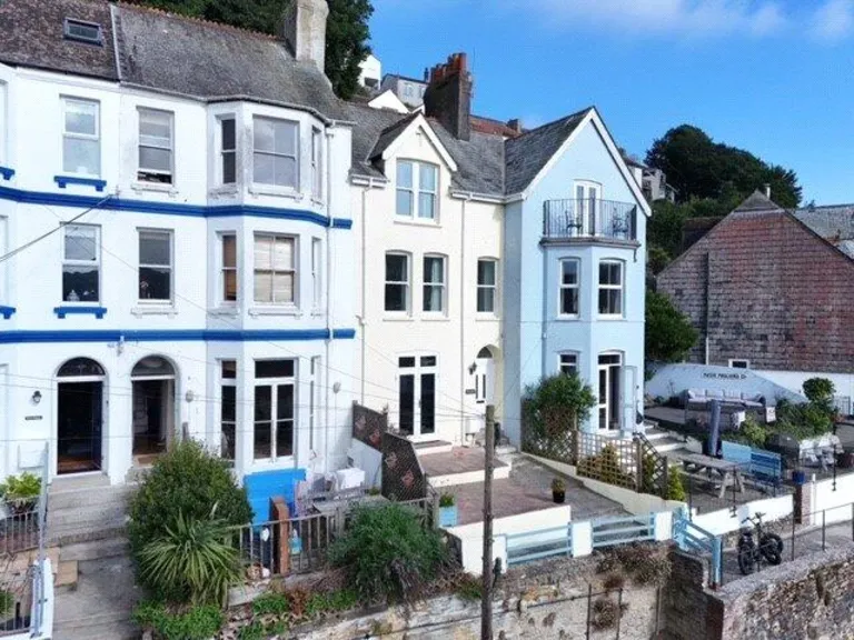 property Compatible Images}