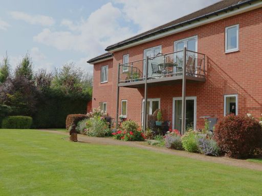 Similar property image