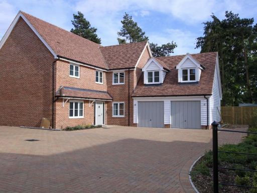 Similar property image