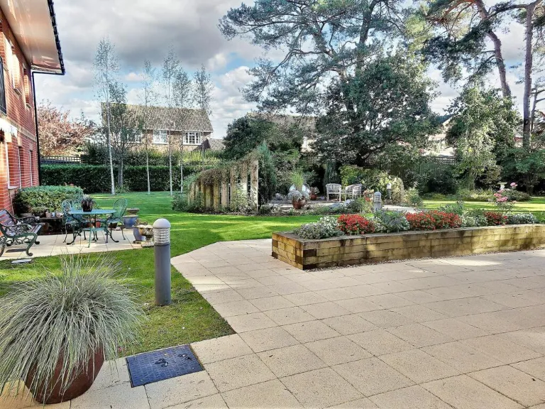 property Compatible Images}