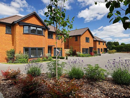 Similar property image