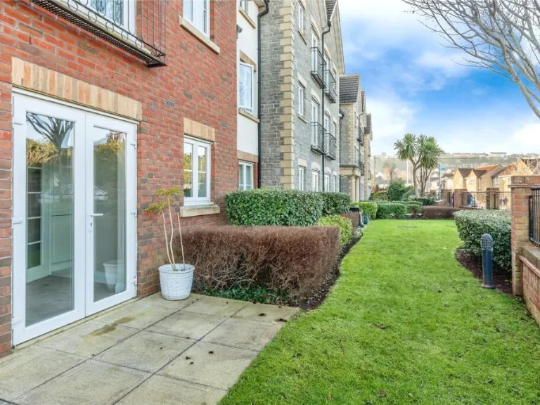 property Compatible Images}