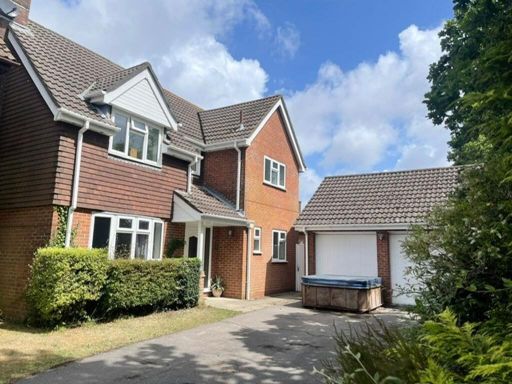 Similar property image