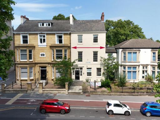 Similar property image