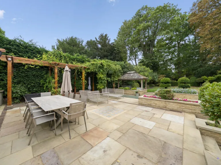 property Compatible Images}