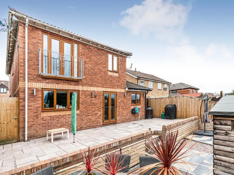 property Compatible Images}