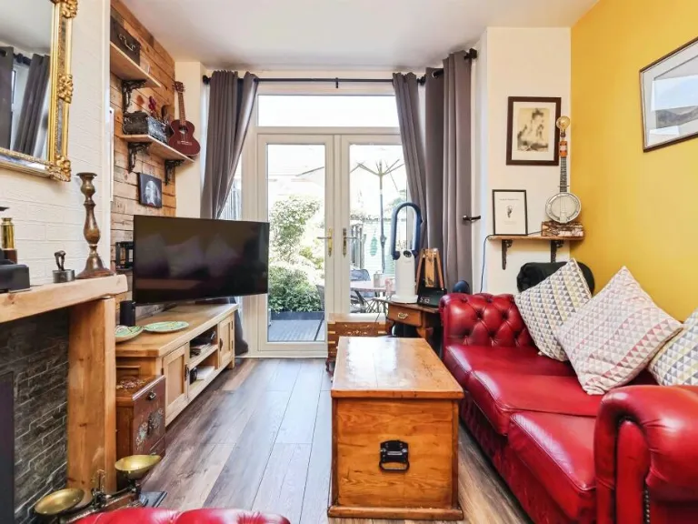 property Compatible Images}