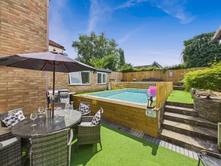 property Compatible Images}