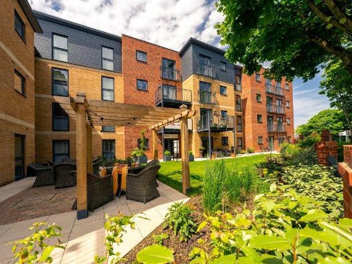 Similar property image