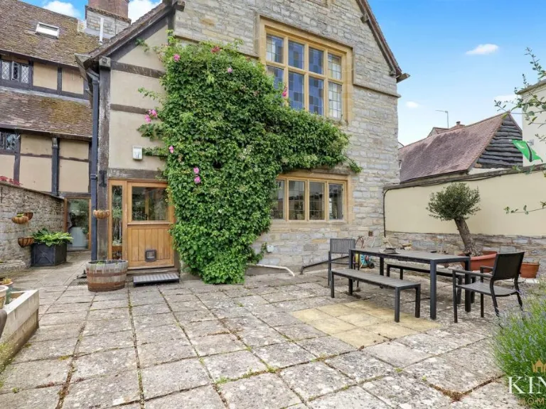 property Compatible Images}