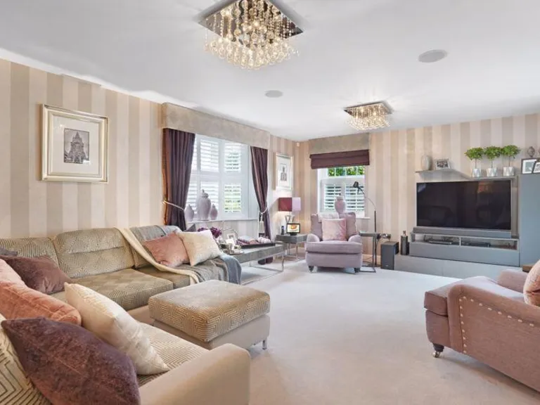 property Compatible Images}