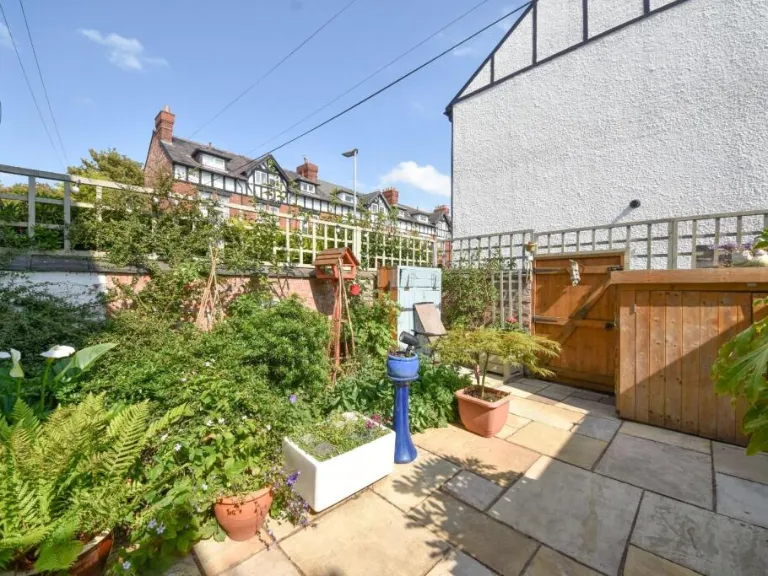 property Compatible Images}