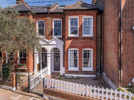 Similar property image