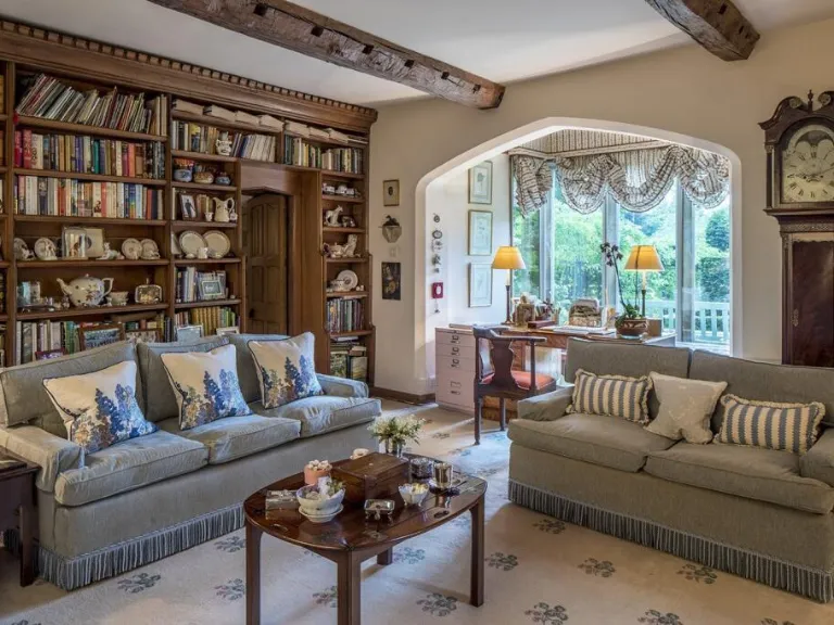 property Compatible Images}