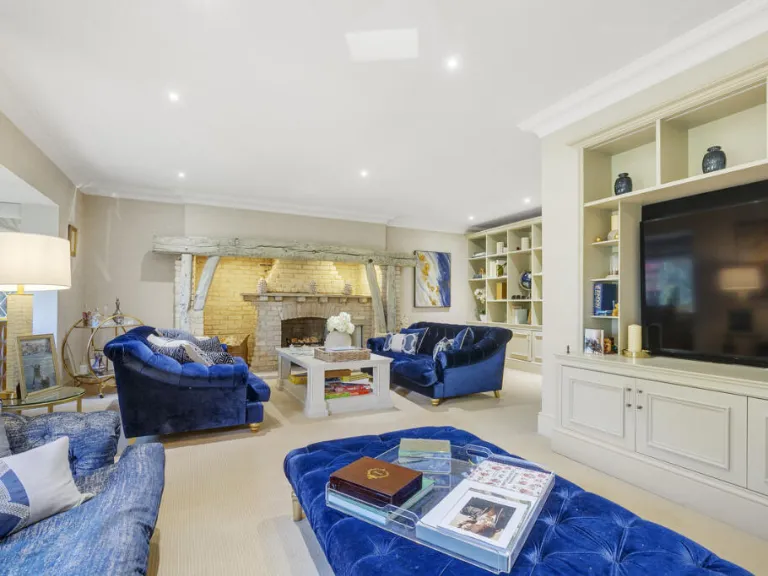 property Compatible Images}