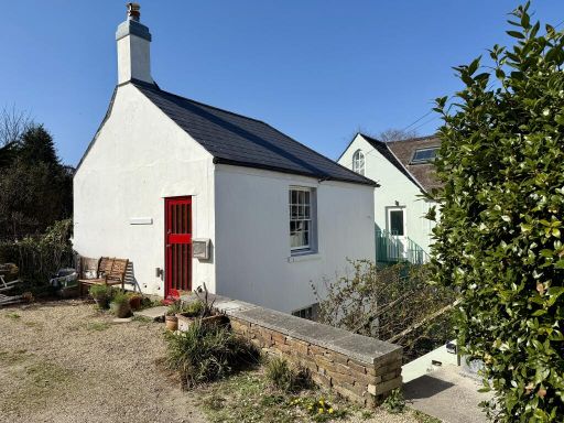Similar property image